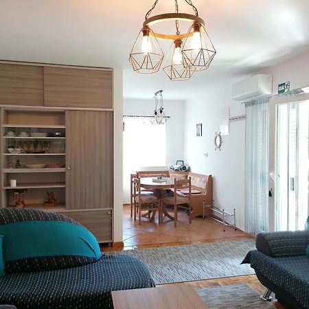 Apartments With A Parking Space Njivice, Krk - 5320 الغرفة الصورة