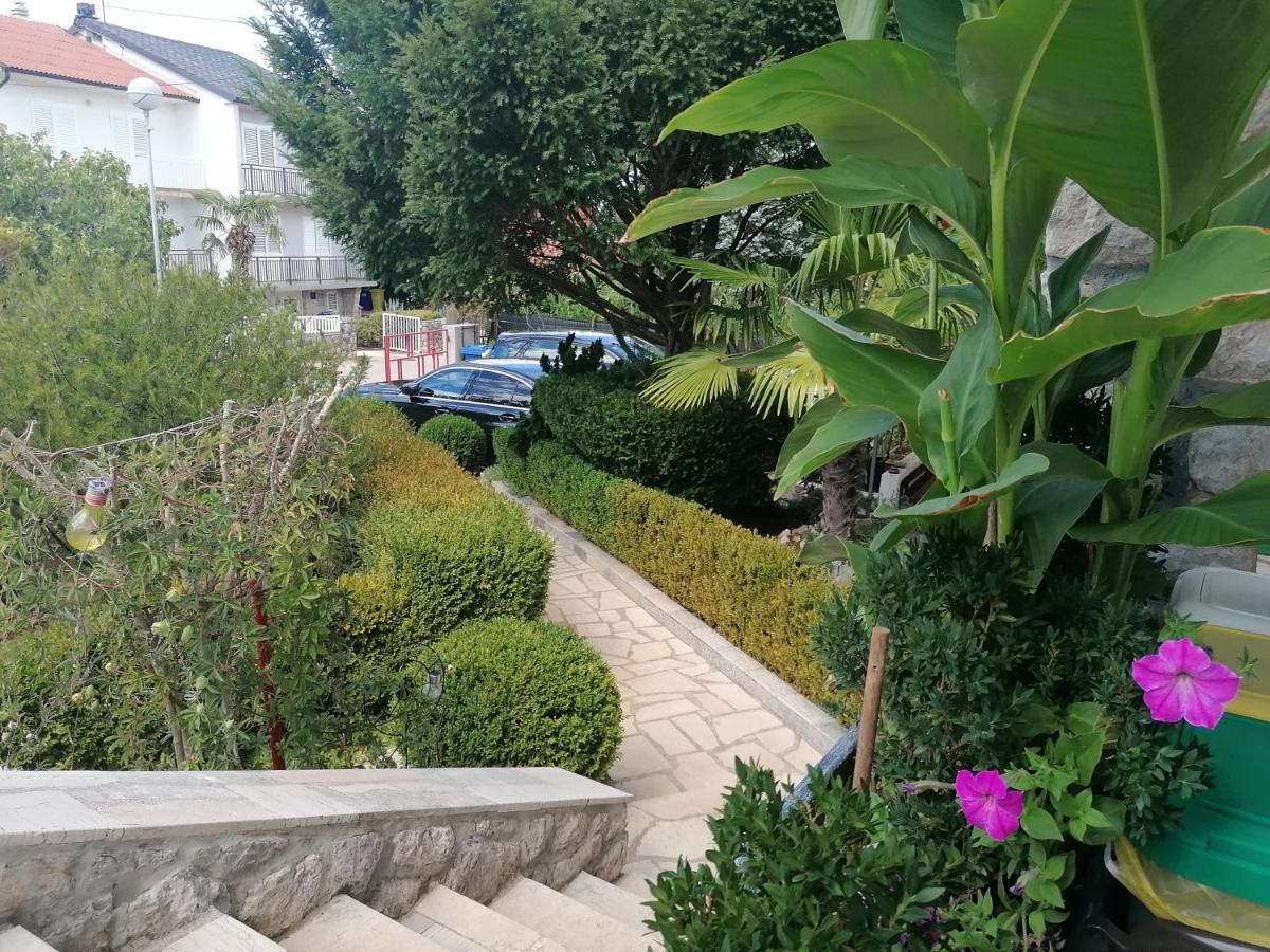 Apartments With A Parking Space Njivice, Krk - 5320 المظهر الخارجي الصورة