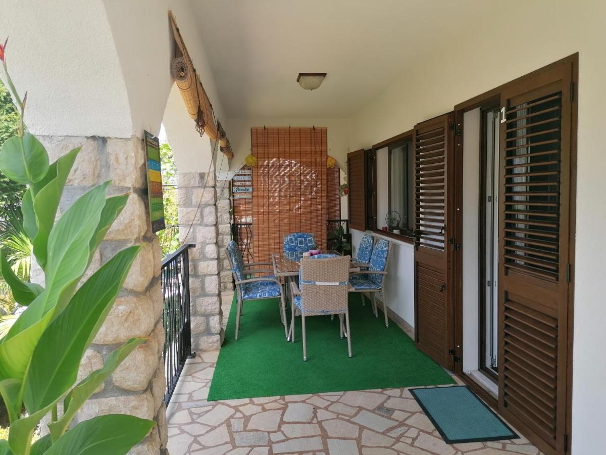 Apartments With A Parking Space Njivice, Krk - 5320 المظهر الخارجي الصورة